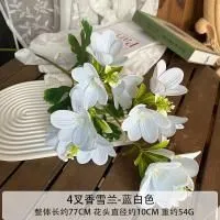 крокус 10 штук светло-голубой