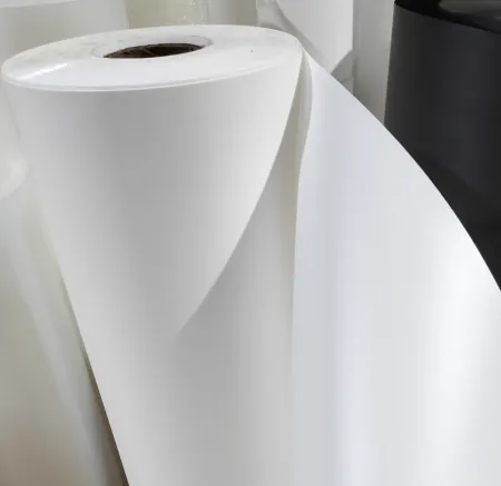 рулон матового белого пластика 3 м, толщина 0,5