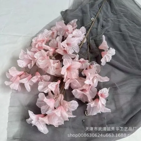 ветка колокольчика пышная розовый