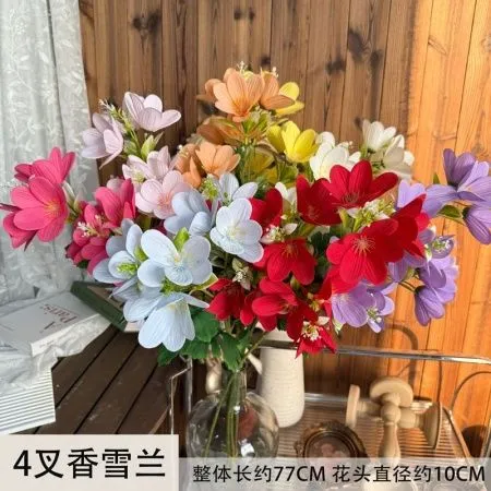 крокус 10 штук светло-голубой