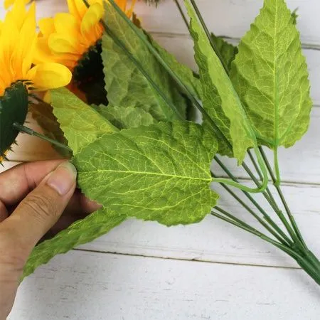 букет подсолнухов желтый