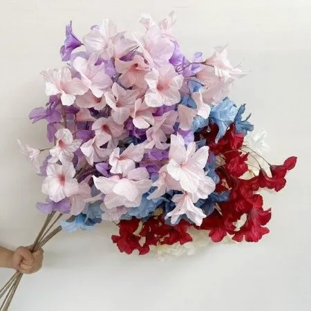 ветка колокольчика пышная розовый