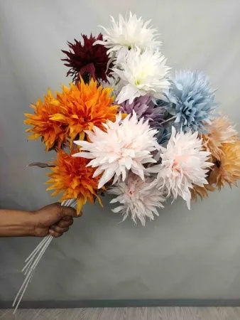 Букет огромных махровых одуванчиков, бежевый Букет огромных махровых одуванчиков, бежевый