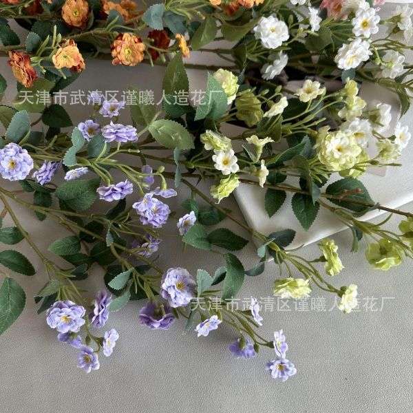 мелкоцвет с зеленью салатовый