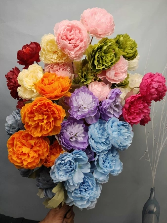 пион 5 голов на ветке серо-голубой